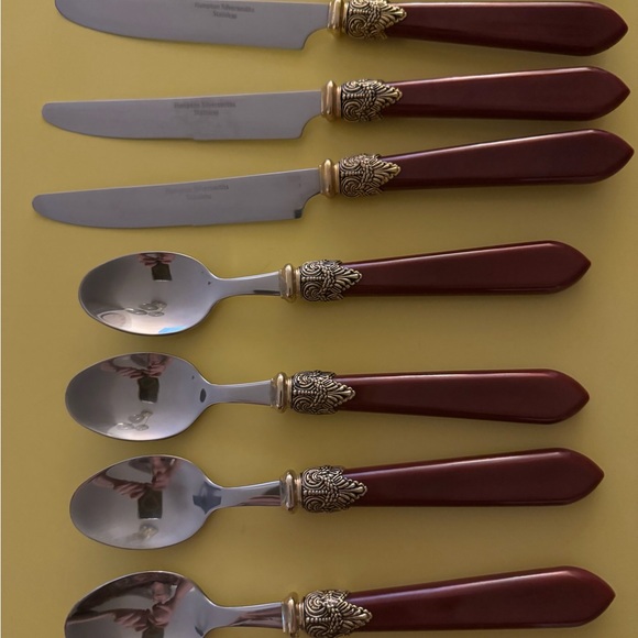 Hampton Silversmiths Stainless ‘Stella’ Maroon/Gold Trim Silverware Flatware - Picture 3 of 6